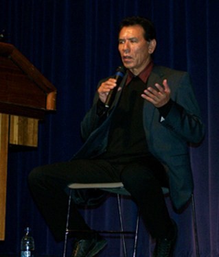 Wes Studi