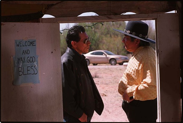 Вес Стьюди и Грэм Грин (Wes Studi as Joe Leaphorn, Graham Greene as Slick Nakai) Wes Studi as Joe Leaphorn, Graham Greene as Slick Nakai